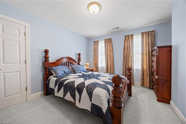 8092 Oak Creek Drive, Stokesdale, NC 27357