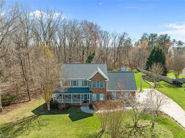 8092 Oak Creek Drive, Stokesdale, NC 27357