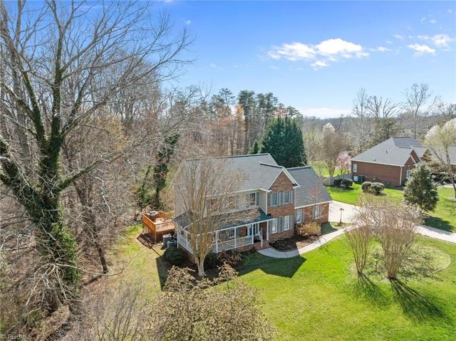 8092 Oak Creek Drive, Stokesdale, NC 27357