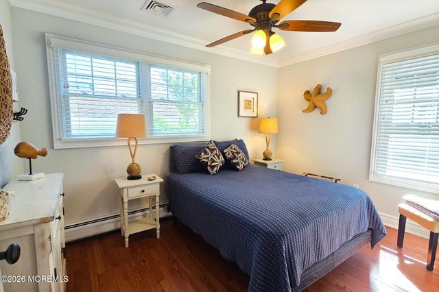 8 New Brunswick Avenue, Lavallette, NJ 08735