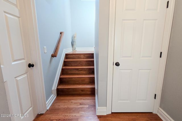 8 New Brunswick Avenue, Lavallette, NJ 08735