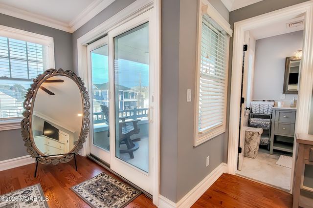 8 New Brunswick Avenue, Lavallette, NJ 08735