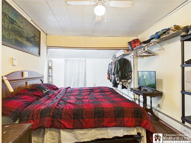 14 Plymouth Avenue, Franklinville, NY 14737