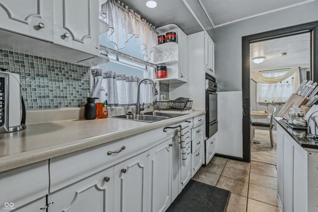 2220 Union Street, Columbus, IN 47201