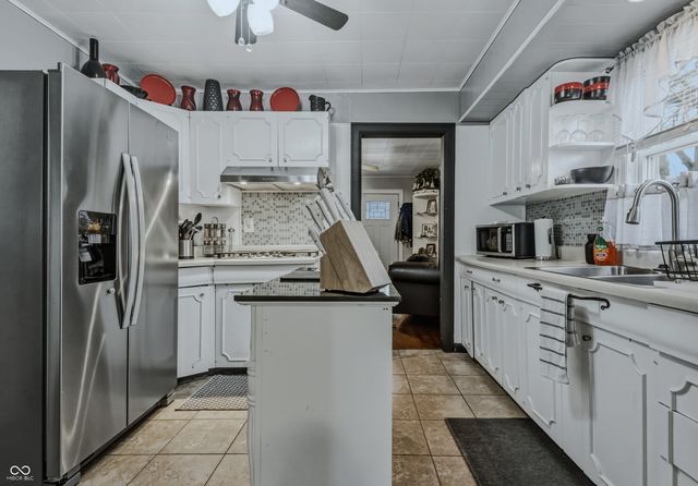 2220 Union Street, Columbus, IN 47201