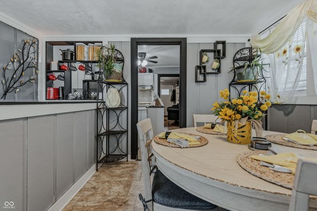 2220 Union Street, Columbus, IN 47201