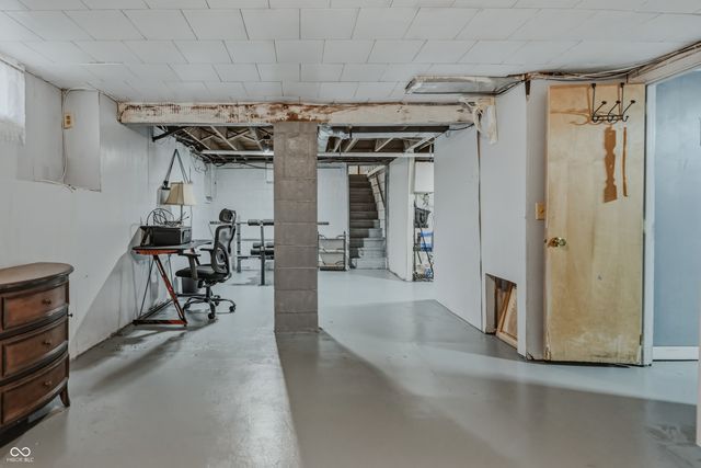 2220 Union Street, Columbus, IN 47201