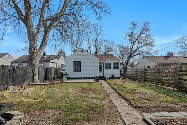 2220 Union Street, Columbus, IN 47201