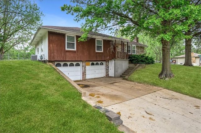 1000 N 20th Street, Leavenworth, KS 66048