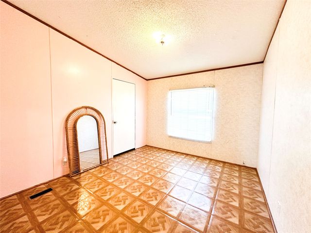 5363 County Road 2280, Blooming Grove, TX 76626