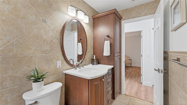 5623 HULL COURT, New Port Richey, FL 34652
