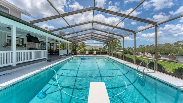5623 HULL COURT, New Port Richey, FL 34652