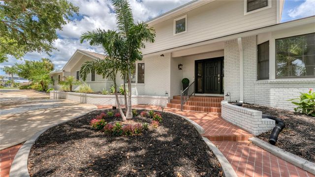 5623 HULL COURT, New Port Richey, FL 34652