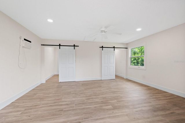5623 HULL COURT, New Port Richey, FL 34652