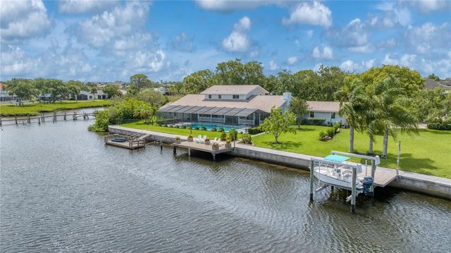 5623 HULL COURT, New Port Richey, FL 34652