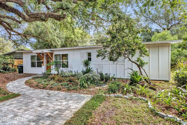 8924 LOPEZ Court, Jacksonville, FL 32216