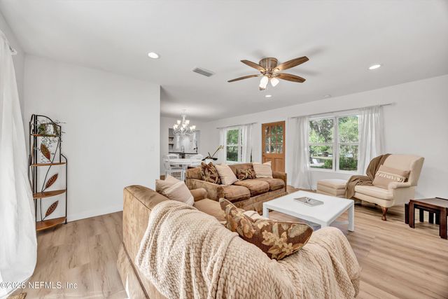 8924 LOPEZ Court, Jacksonville, FL 32216