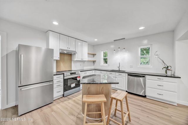 8924 LOPEZ Court, Jacksonville, FL 32216