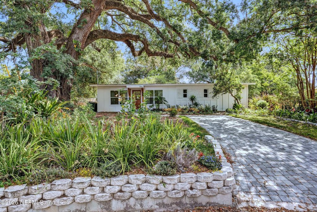 8924 LOPEZ Court, Jacksonville, FL 32216