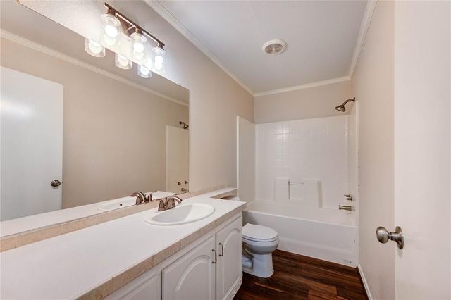 10011 Summerberry Lane, Tomball, TX 77375