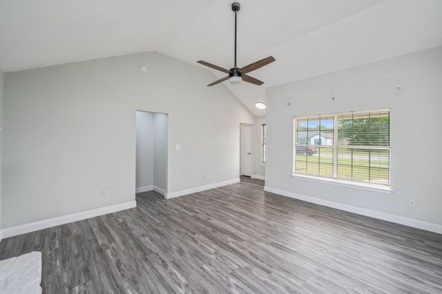 2129 Hillary Lane, Navarre, FL 32566