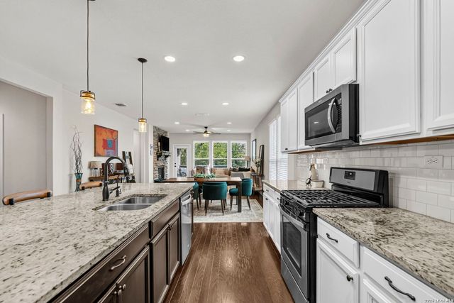 27323 CAROLINE WAY, San Antonio, TX 78260