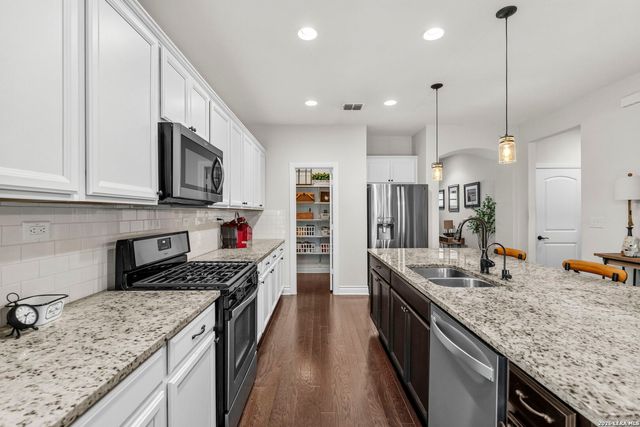 27323 CAROLINE WAY, San Antonio, TX 78260