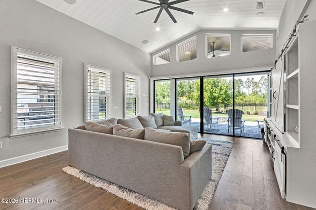 104 MARQUESA Circle, St. Johns, FL 32259