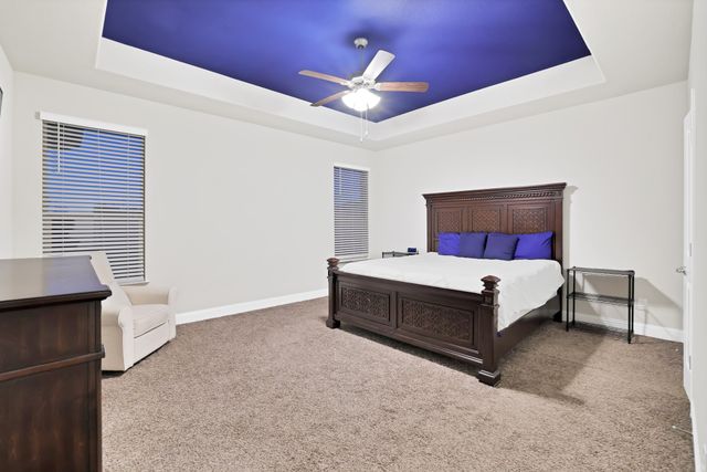 431 Kinnerton Court, Midlothian, TX 76065