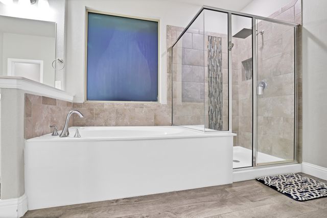 431 Kinnerton Court, Midlothian, TX 76065