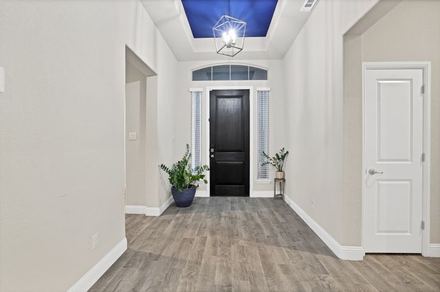 431 Kinnerton Court, Midlothian, TX 76065