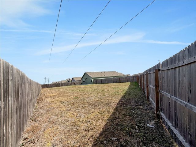 13262 Wrangler St, Robstown, TX 78380