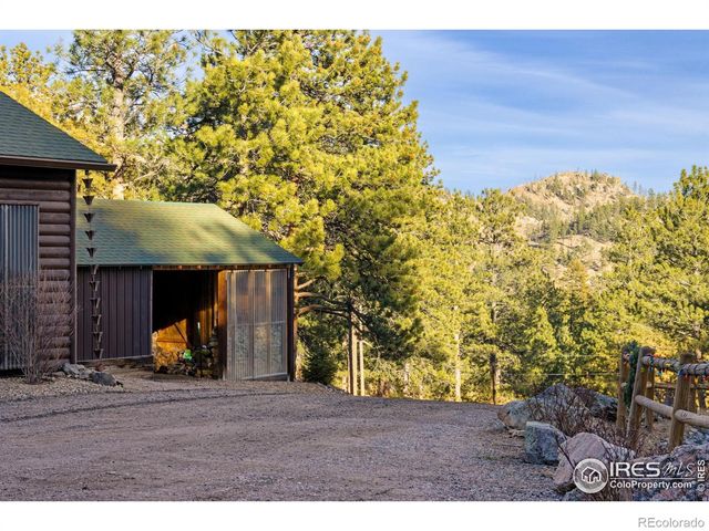 427 Wilderness Ridge Way, Bellvue, CO 80512