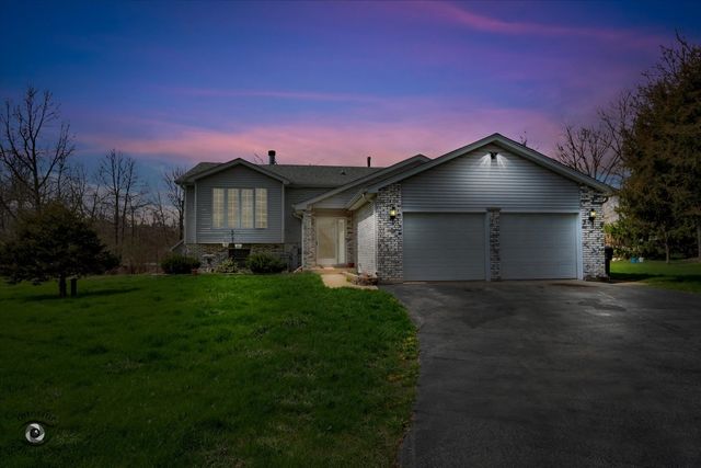 24412 S Kings Road, Crete, IL 60417