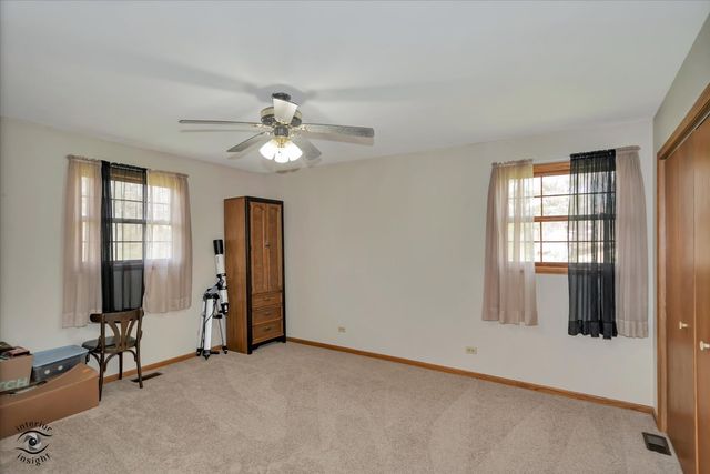 24412 S Kings Road, Crete, IL 60417