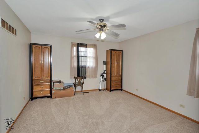 24412 S Kings Road, Crete, IL 60417