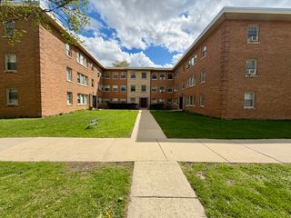 4817 Hull Street 3A, Skokie, IL 60077