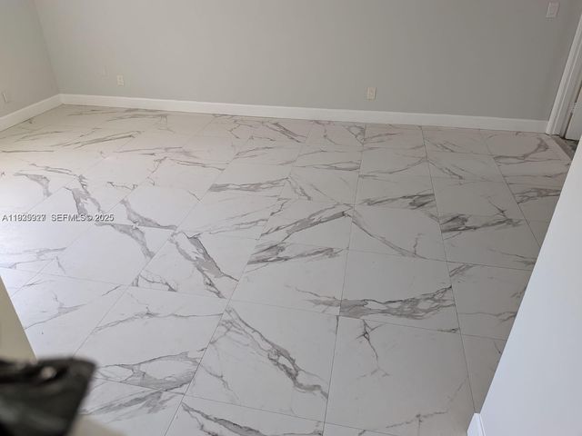 6201 SW 37th St 203, Davie, FL 33314