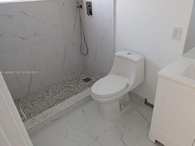 6201 SW 37th St 203, Davie, FL 33314