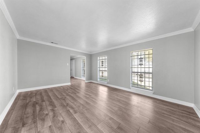 2523 W Greens Road, Houston, TX 77067