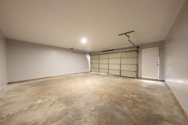 2523 W Greens Road, Houston, TX 77067