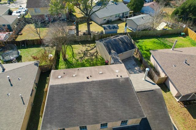 2523 W Greens Road, Houston, TX 77067