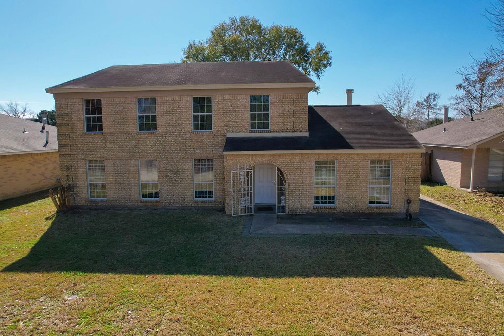 2523 W Greens Road, Houston, TX 77067