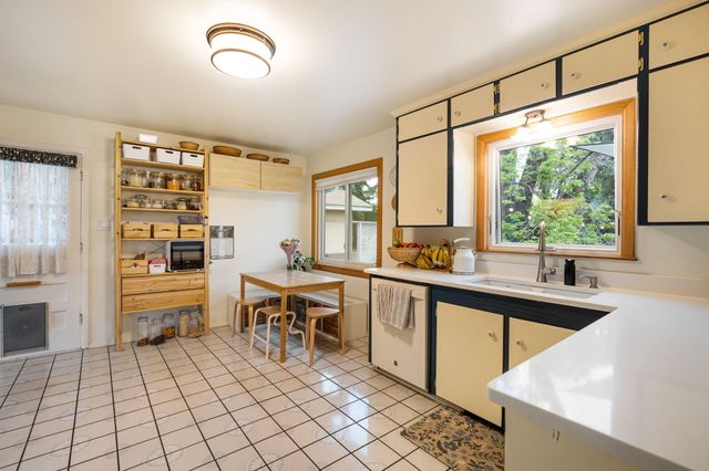 6500 Ponderosa Avenue NE, Albuquerque, NM 87110