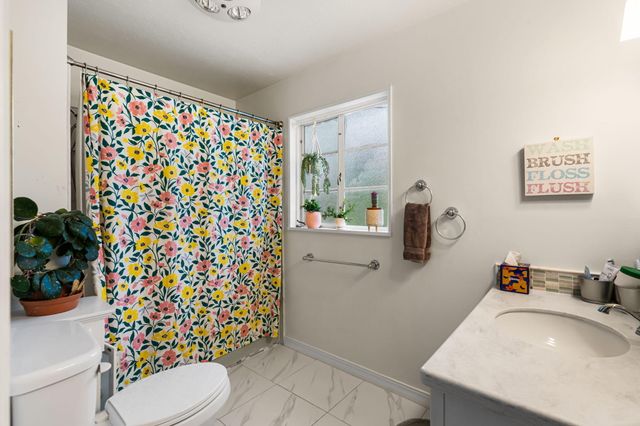 6500 Ponderosa Avenue NE, Albuquerque, NM 87110