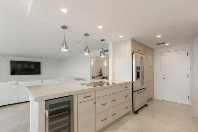 250 S Ocean 4e Boulevard 4-e, Boca Raton, FL 33432