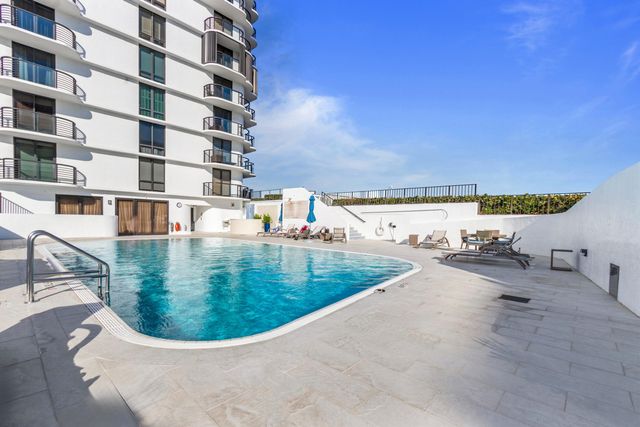 250 S Ocean 4e Boulevard 4-e, Boca Raton, FL 33432