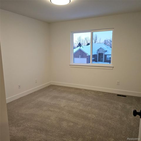 18582 Stallmann Drive, Macomb Township, MI 48042