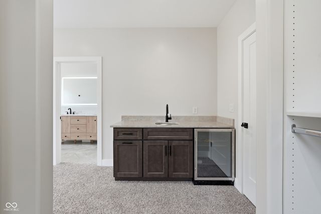 1054 W 35th Street, Indianapolis, IN 46208