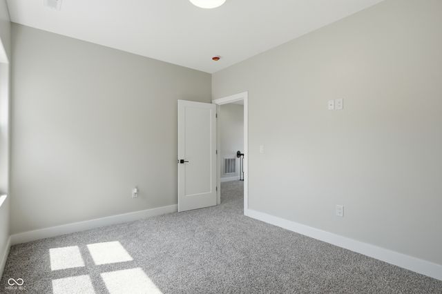 1054 W 35th Street, Indianapolis, IN 46208